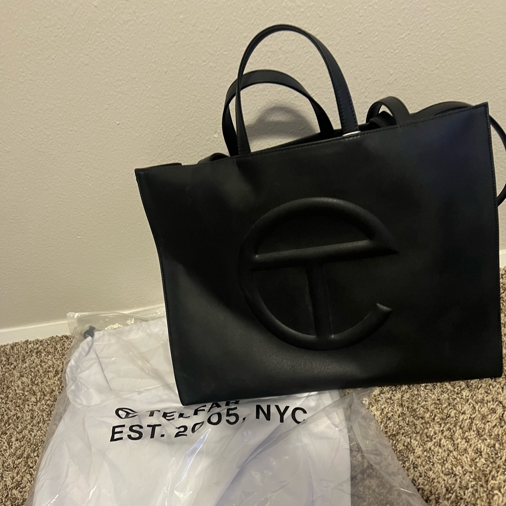 Telford Large Black Shopper. Never Used Only Took Out Of Dust Bag For Pictures.